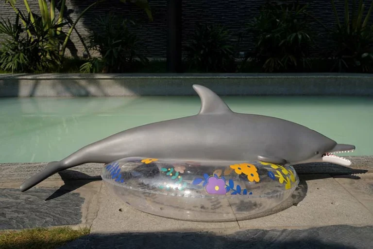 Dolls Castle 130CM Dolphin Doll_000