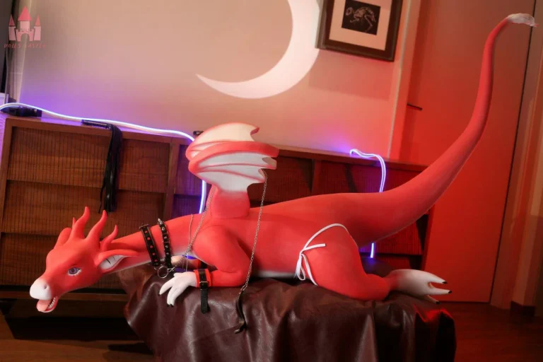 Real Female Dragon Dark Furry Doll – Drakaina, Mother of Dragons-029